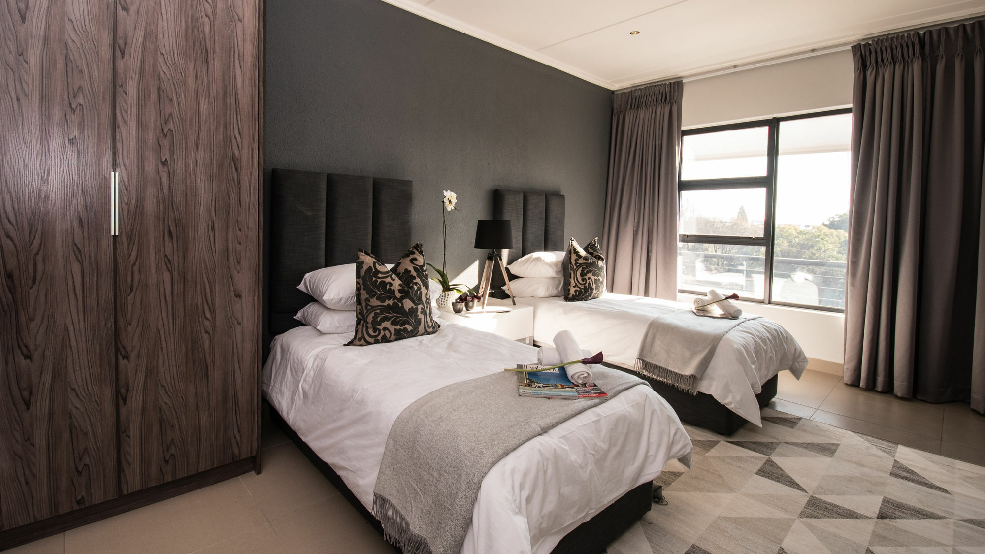 Odyssey Luxury Apartments - Back Up Generator Johannesburg Eksteriør billede